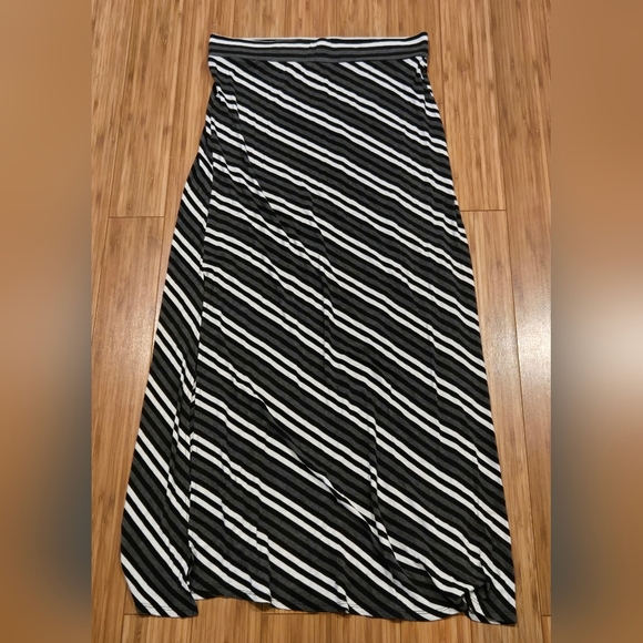 NWOT CB Established 1962 Striped Maxi Skirt - Picture 6 of 7